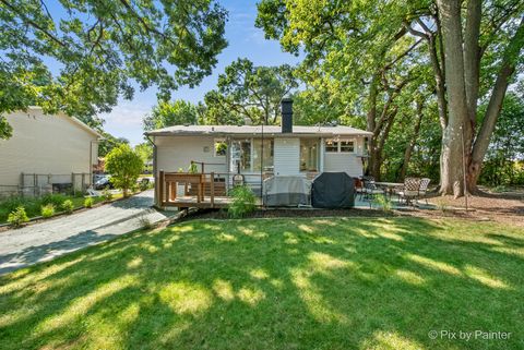Tiny photo for 2018 W Oakleaf Drive, McHenry, IL 60051 (MLS # 12469561)