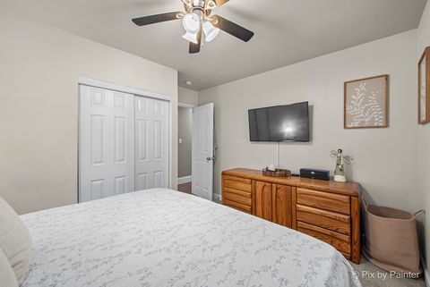 Tiny photo for 2018 W Oakleaf Drive, McHenry, IL 60051 (MLS # 12469561)