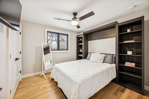 Tiny photo for 1108 S Maple Avenue, Oak Park, IL 60304 (MLS # 12521380)