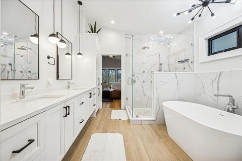 Tiny photo for 1108 S Maple Avenue, Oak Park, IL 60304 (MLS # 12521380)