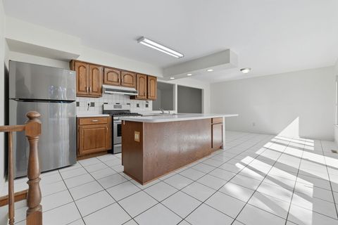 Tiny photo for 521 Deerpath Drive, Winthrop Harbor, IL 60096 (MLS # 12476819)