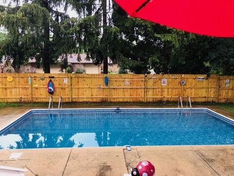 Tiny photo for 521 Deerpath Drive, Winthrop Harbor, IL 60096 (MLS # 12476819)