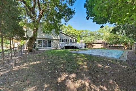 Tiny photo for 521 Deerpath Drive, Winthrop Harbor, IL 60096 (MLS # 12476819)