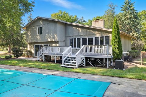 Tiny photo for 521 Deerpath Drive, Winthrop Harbor, IL 60096 (MLS # 12476819)