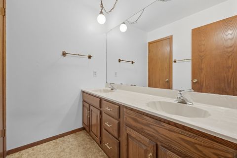 Tiny photo for 521 Deerpath Drive, Winthrop Harbor, IL 60096 (MLS # 12476819)