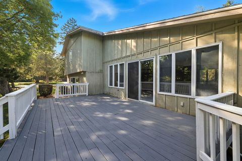 Tiny photo for 521 Deerpath Drive, Winthrop Harbor, IL 60096 (MLS # 12476819)