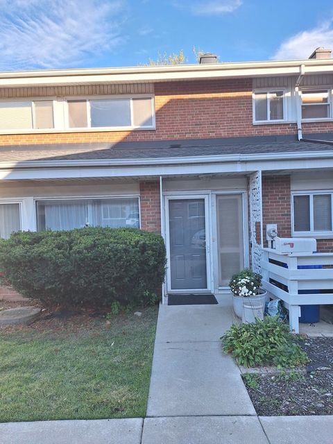 Photo of 2633 Hawthorne Lane #B, Flossmoor, IL 60422 (MLS # 12495919) Photo of 2633 Hawthorne Lane #B, Flossmoor, IL 60422 (MLS # 12495919)