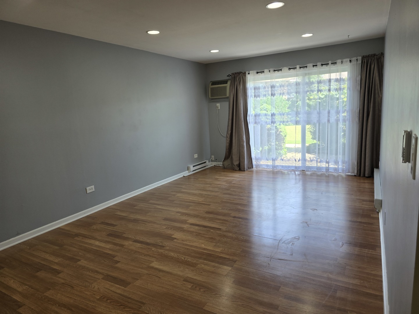 836 E OLD WILLOW Road 109
