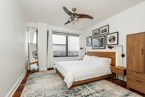 Tiny photo for 3420 N Lake Shore Drive #14LM, Chicago, IL 60657 (MLS # 12525848)