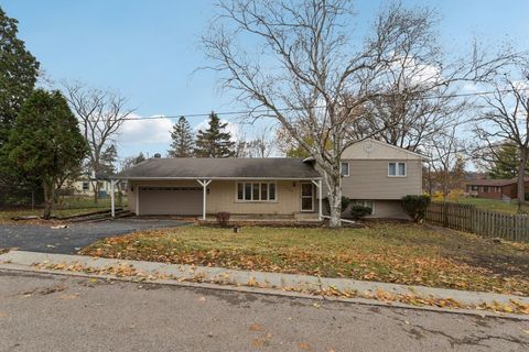 Photo of 4507 E Wonder Lake Road, Wonder Lake, IL 60097 (MLS # 12521490)