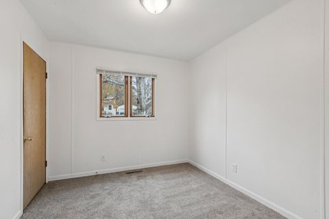 Tiny photo for 4507 E Wonder Lake Road, Wonder Lake, IL 60097 (MLS # 12521490)