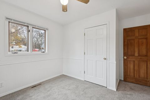 Tiny photo for 4507 E Wonder Lake Road, Wonder Lake, IL 60097 (MLS # 12521490)