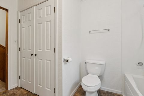 Tiny photo for 4507 E Wonder Lake Road, Wonder Lake, IL 60097 (MLS # 12521490)