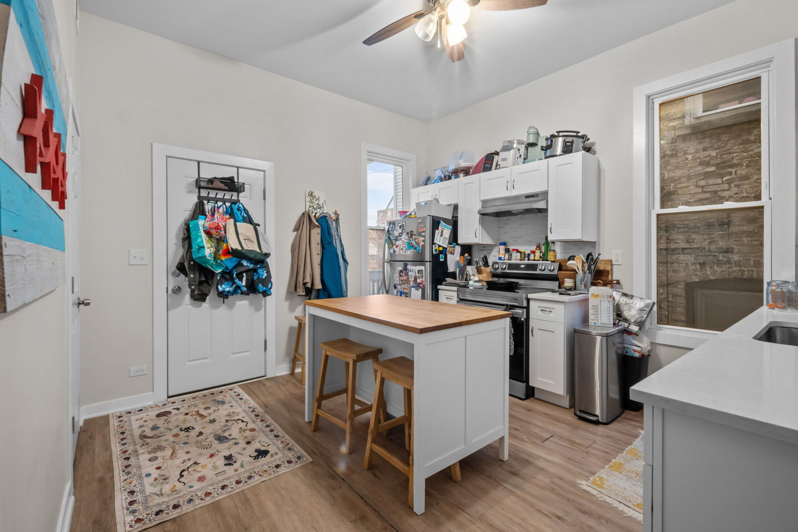 3646 W Wabansia Avenue