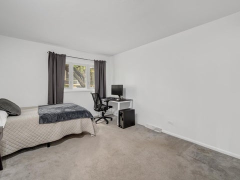 Tiny photo for 325 N OAK PARK Avenue #E, Oak Park, IL 60302 (MLS # 12783290)