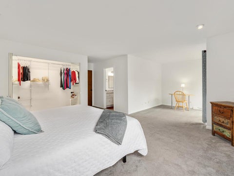Tiny photo for 325 N OAK PARK Avenue #E, Oak Park, IL 60302 (MLS # 12783290)