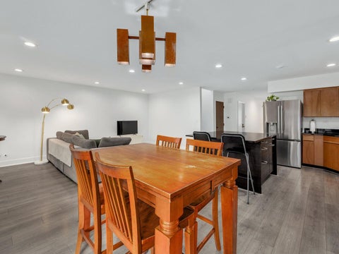 Tiny photo for 325 N OAK PARK Avenue #E, Oak Park, IL 60302 (MLS # 12783290)