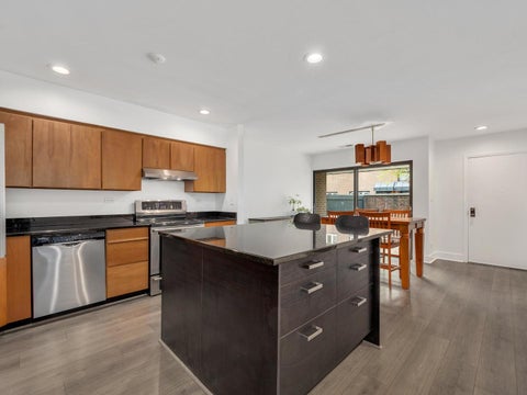 Tiny photo for 325 N OAK PARK Avenue #E, Oak Park, IL 60302 (MLS # 12783290)