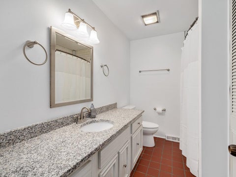 Tiny photo for 325 N OAK PARK Avenue #E, Oak Park, IL 60302 (MLS # 12783290)