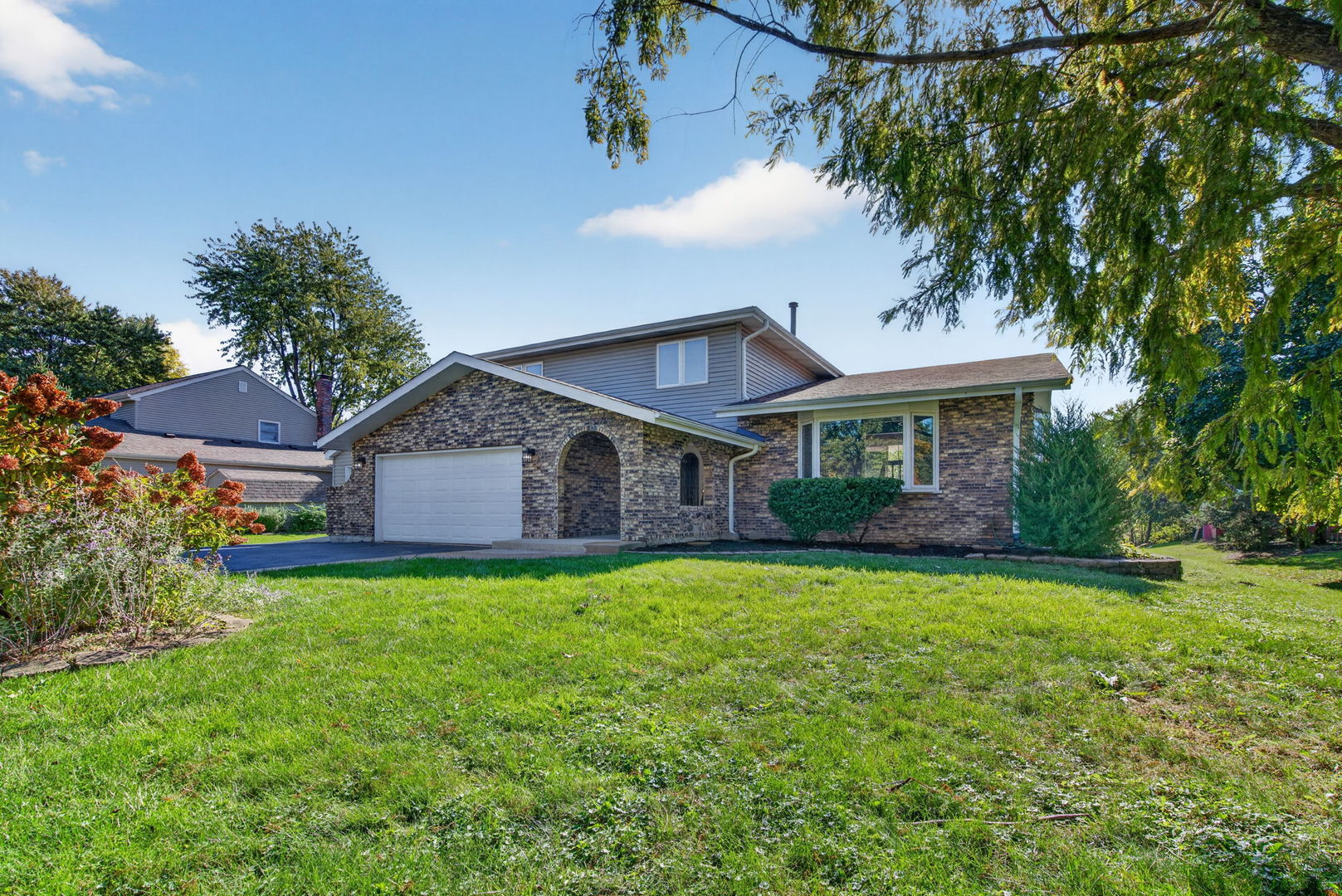29W055 Schillinger Drive