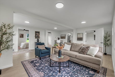 Tiny photo for 1219 Devils Glen Road, Bettendorf, IA 52722 (MLS # 12757477)
