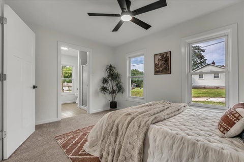 Tiny photo for 1219 Devils Glen Road, Bettendorf, IA 52722 (MLS # 12757477)
