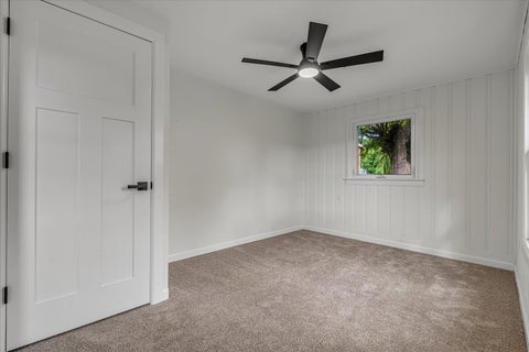 Tiny photo for 1219 Devils Glen Road, Bettendorf, IA 52722 (MLS # 12757477)
