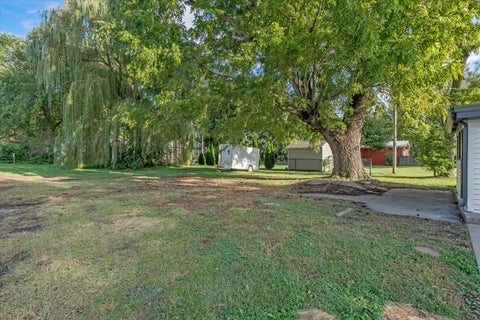 Tiny photo for 1219 Devils Glen Road, Bettendorf, IA 52722 (MLS # 12757477)