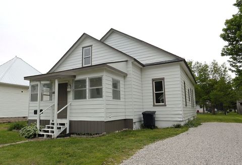 Tiny photo for 314 S Franklin Street, Salem, IL 62881 (MLS # 12634797)