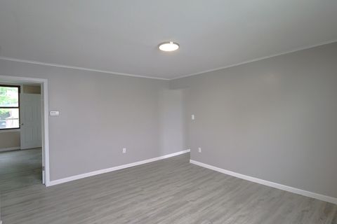Tiny photo for 314 S Franklin Street, Salem, IL 62881 (MLS # 12634797)