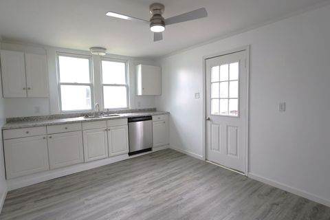 Tiny photo for 314 S Franklin Street, Salem, IL 62881 (MLS # 12634797)