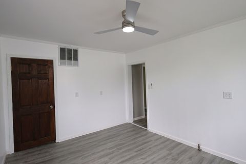 Tiny photo for 314 S Franklin Street, Salem, IL 62881 (MLS # 12634797)