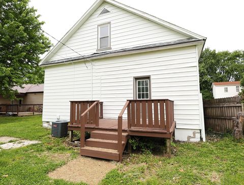 Tiny photo for 314 S Franklin Street, Salem, IL 62881 (MLS # 12634797)