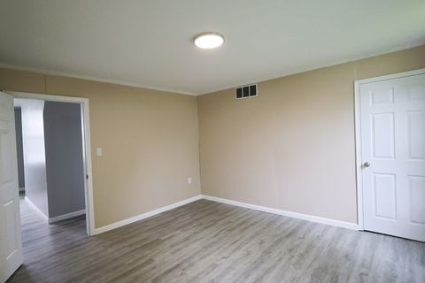 Tiny photo for 314 S Franklin Street, Salem, IL 62881 (MLS # 12634797)