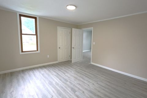 Tiny photo for 314 S Franklin Street, Salem, IL 62881 (MLS # 12634797)