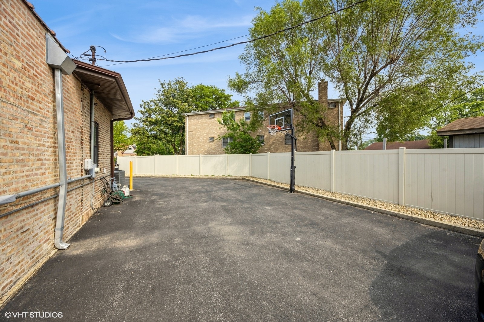 3100 Grand Boulevard