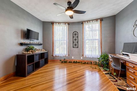 Tiny photo for 109 W 6th Street, Wilton, IA 52778 (MLS # QC4267338)