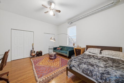 Tiny photo for 1048 W Foster Avenue #E, Chicago, IL 60640 (MLS # 12718080)