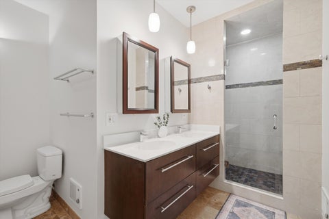 Tiny photo for 1048 W Foster Avenue #E, Chicago, IL 60640 (MLS # 12718080)