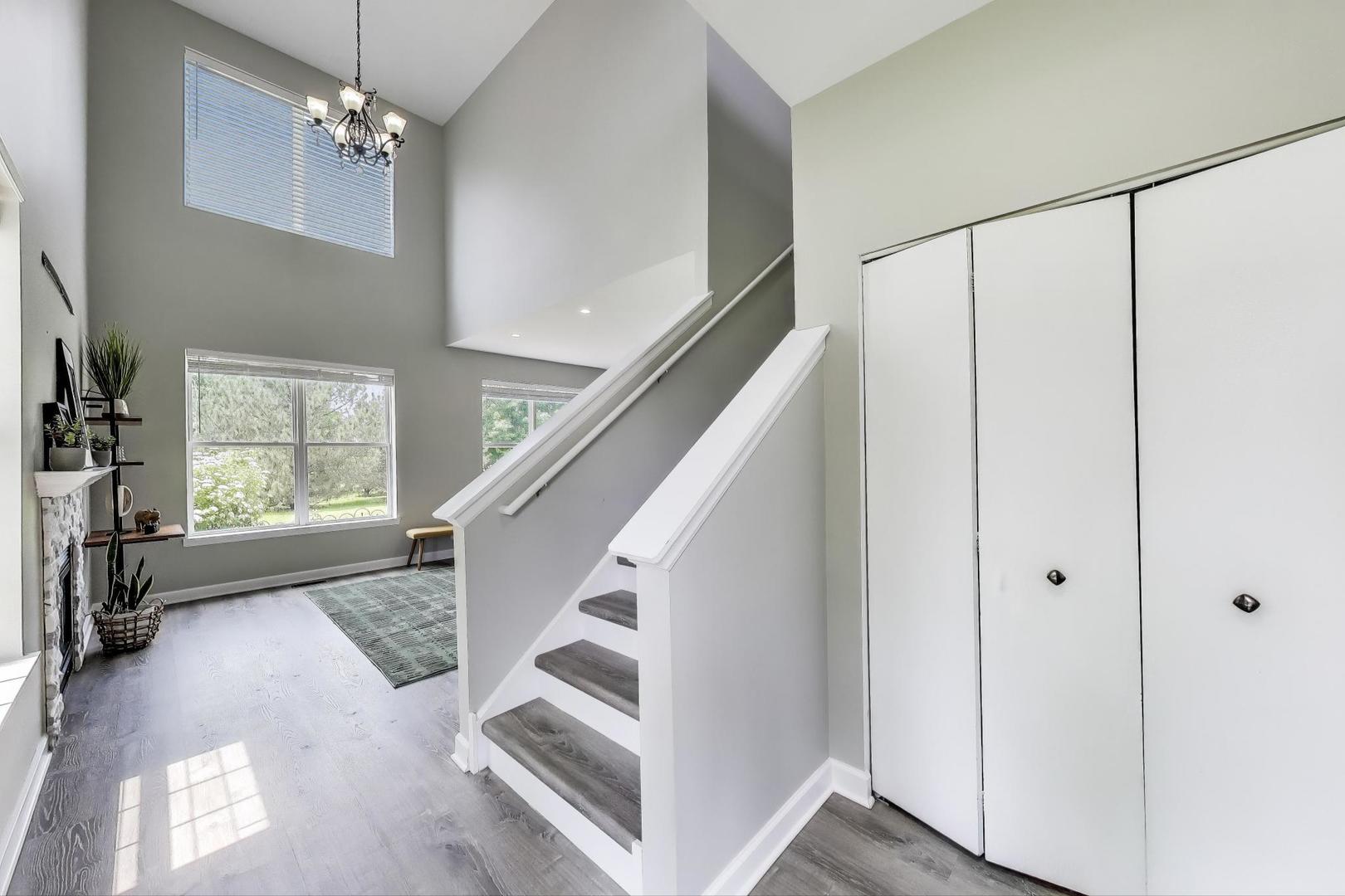 2253 Sunrise Circle