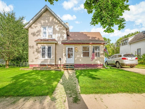 Photo of 810 Union Avenue, Belvidere, IL 61008 (MLS # 12737674)