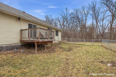 Tiny photo for 25423 W Highwoods Drive, Antioch, IL 60002 (MLS # 12585159)