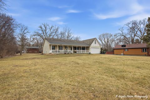 Tiny photo for 25423 W Highwoods Drive, Antioch, IL 60002 (MLS # 12585159)