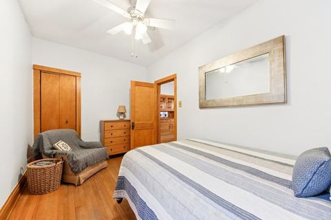 Tiny photo for 1010 S Ridgeland Avenue, Oak Park, IL 60304 (MLS # 12589843)