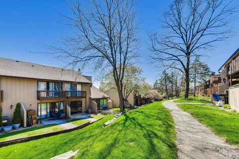 Tiny photo for 22 Jamaica Colony #1, Fox Lake, IL 60020 (MLS # 12754350)