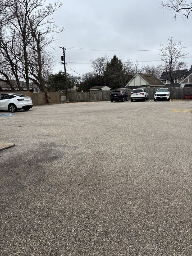 322 N Milwaukee Avenue