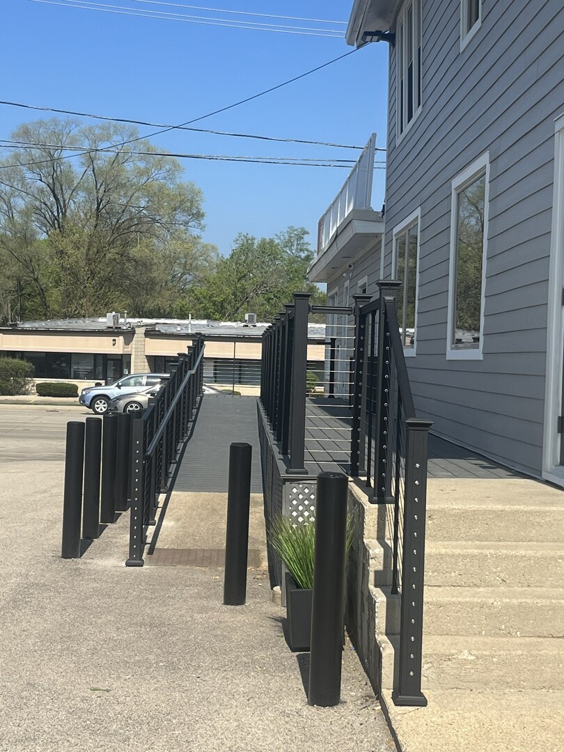 322 N Milwaukee Avenue