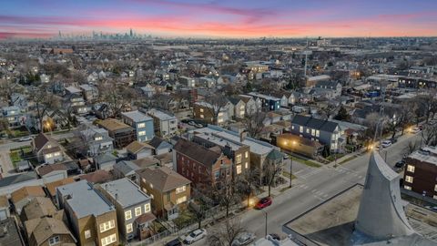 Tiny photo for 2305 N AUSTIN Avenue #3, Chicago, IL 60639 (MLS # 12566924)