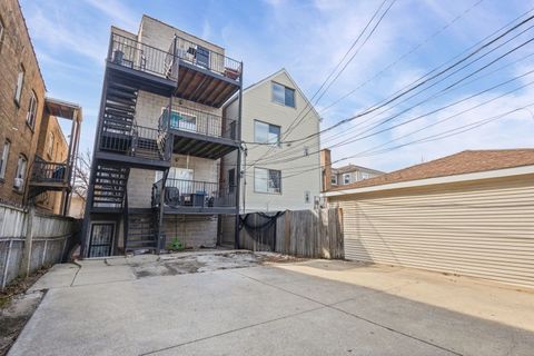 Tiny photo for 2305 N AUSTIN Avenue #3, Chicago, IL 60639 (MLS # 12566924)