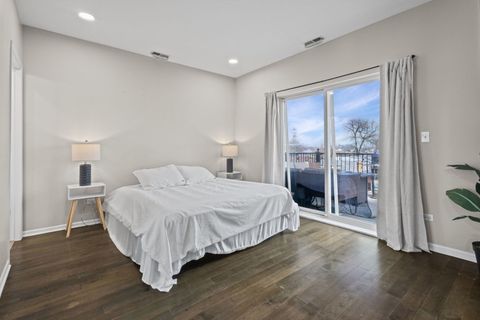 Tiny photo for 2305 N AUSTIN Avenue #3, Chicago, IL 60639 (MLS # 12566924)